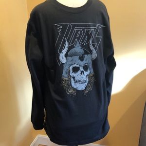 lG classic f Van’s off the wall tour long sleeve